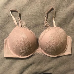 Victoria Secret very sexy push up bra